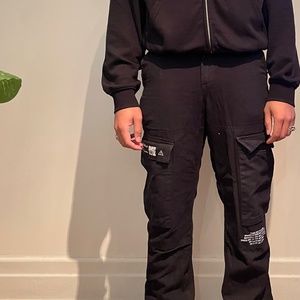 Vans - Black cargo pants